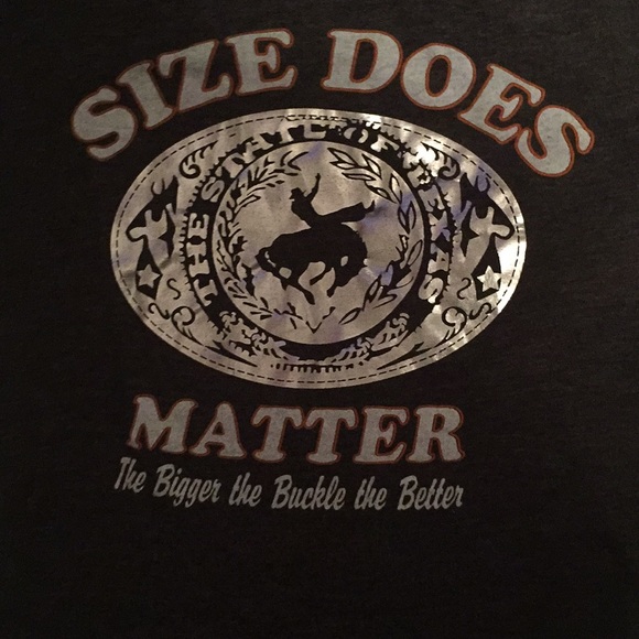 Cute tee! - Picture 5 of 6